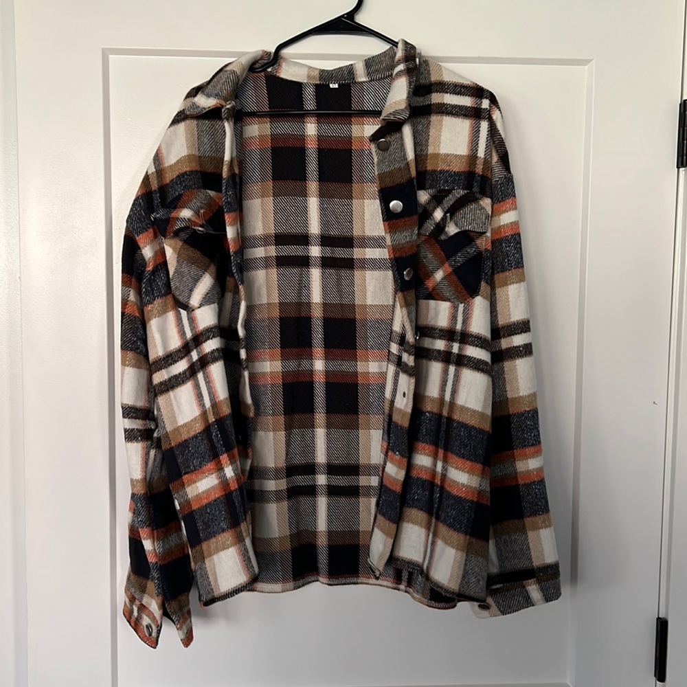 Orange, brown, tan, cream and navy Amazon Shacket. New. No tags but never worn.